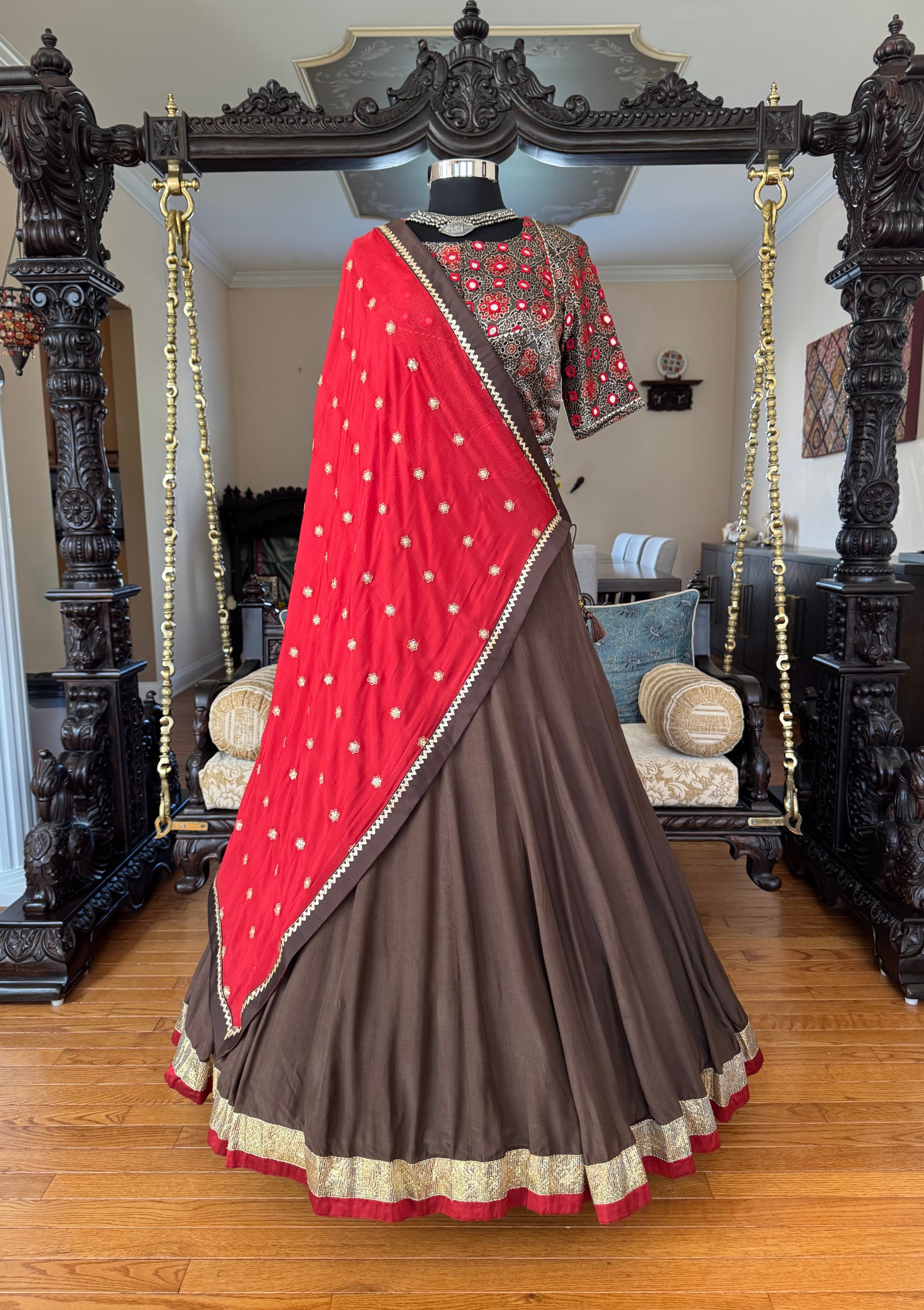 Brown Chaniya Lampi Border Red Dupatta